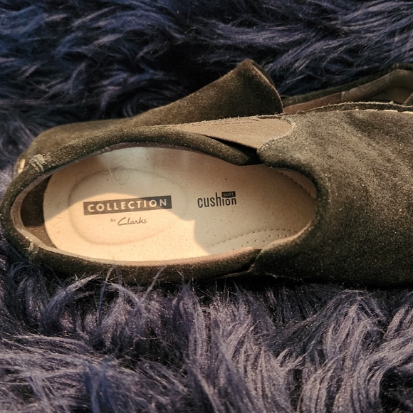 Clark's Suede shoes - Picture 2 of 6